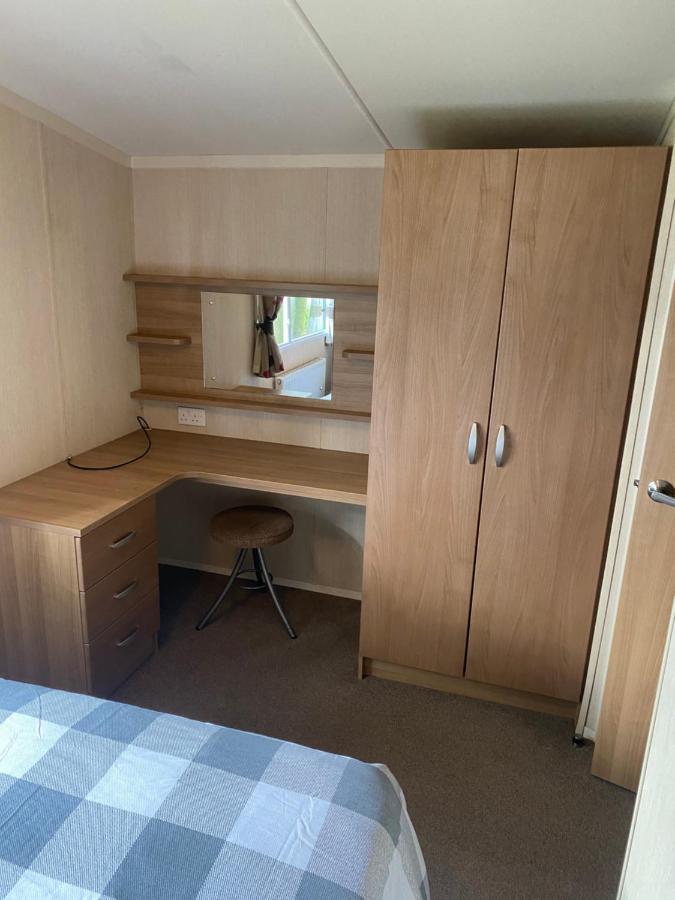 Prestige Static Caravan On 5 Star Holiday Park Cheswick  Eksteriør bilde